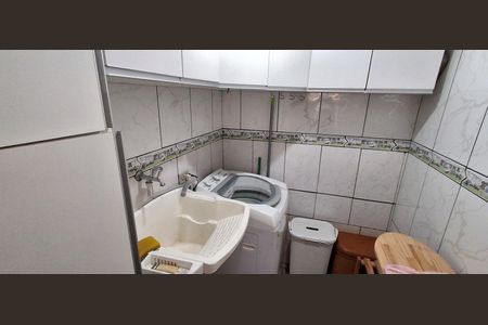 Casa à venda com 126m², 3 quartos e 1 vagaÁrea de Serviço 