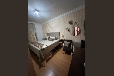 Casa à venda com 3 quartos, 280m² em Jardim do Estádio, Santo André