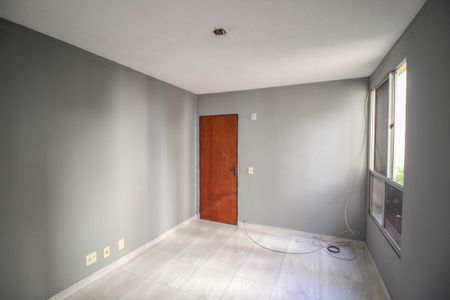Sala de apartamento para alugar com 2 quartos, 48m² em Bairro das Graças, Belford Roxo