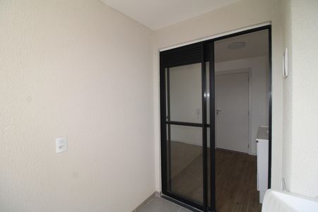 Apartamento para alugar com 38m², 2 quartos e sem vagaSala / Cozinha - Varanda