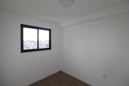 Quarto 1 de apartamento para alugar com 2 quartos, 38m² em Jardim Cachoeira, São Paulo