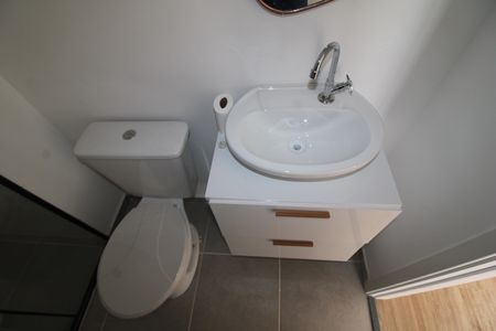Apartamento para alugar com 38m², 2 quartos e sem vagaBanheiro