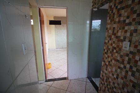 Casa para alugar com 60m², 2 quartos e 2 vagasCozinha