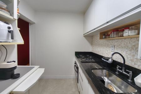 Apartamento à venda com 58m², 2 quartos e 1 vaga Apartamento à venda com 58m², 2 quartos e 1 vagaCozinha