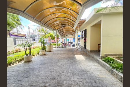 Apartamento para alugar com 64m², 3 quartos e 1 vaga Apartamento para alugar com 64m², 3 quartos e 1 vagaFachada e portaria