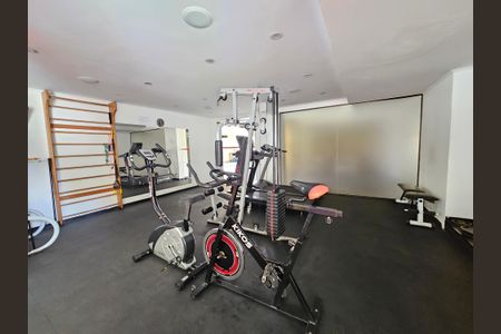 Apartamento para alugar com 64m², 3 quartos e 1 vaga Apartamento para alugar com 64m², 3 quartos e 1 vagaAcademia