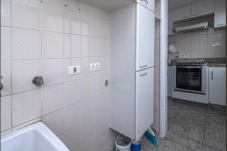 Apartamento à venda com 65m², 2 quartos e 2 vagasárea de serviço_3