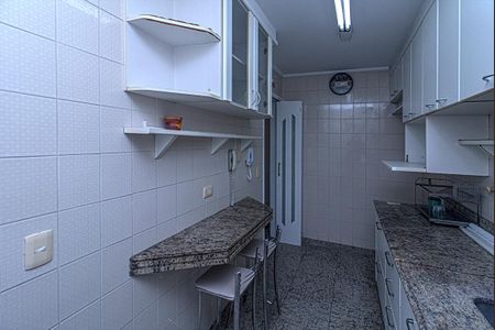 Apartamento à venda com 65m², 2 quartos e 2 vagascozinha_4