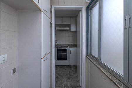 Apartamento à venda com 65m², 2 quartos e 2 vagasárea de serviço_4