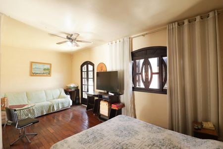 Casa para alugar com 150m², 2 quartos e 2 vagasSuíte 2