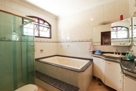 Casa para alugar com 150m², 2 quartos e 2 vagasBanheiro da Suíte 2