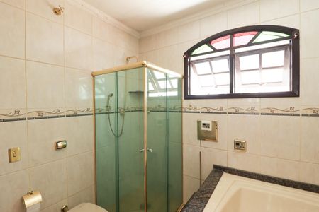 Casa para alugar com 150m², 2 quartos e 2 vagasBanheiro da Suíte 2