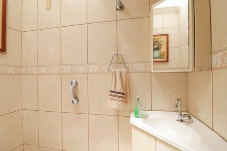 Casa para alugar com 150m², 2 quartos e 2 vagasLavabo