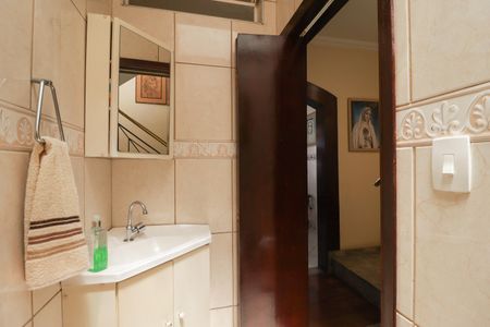 Casa para alugar com 150m², 2 quartos e 2 vagasLavabo