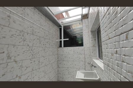 Casa de condomínio para alugar com 72m², 2 quartos e 1 vagaÁrea de Serviço