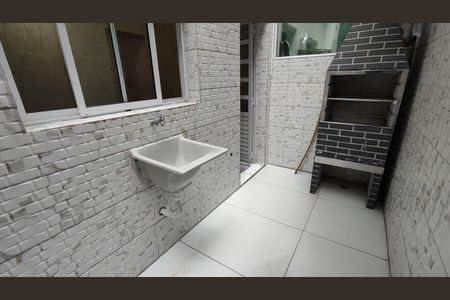 Casa de condomínio para alugar com 72m², 2 quartos e 1 vagaÁrea de Serviço