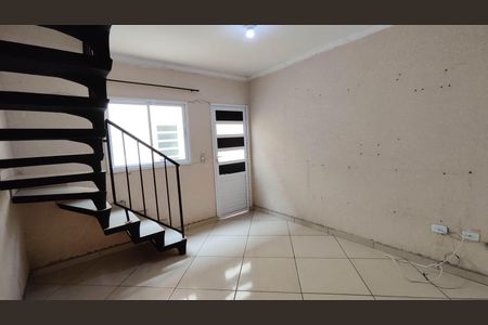 Casa de condomínio para alugar com 72m², 2 quartos e 1 vagaSala