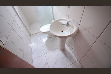 Apartamento para alugar com 70m², 2 quartos e sem vagaBanheiro