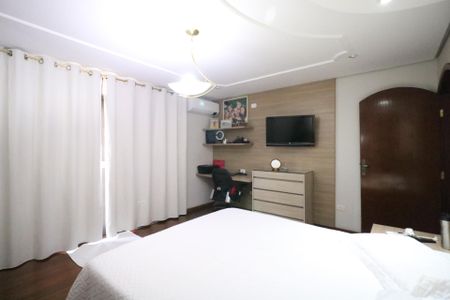 Casa à venda com 224m², 2 quartos e 5 vagas Casa à venda com 224m², 2 quartos e 5 vagasSuíte 2