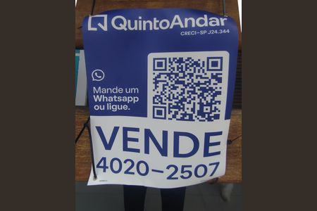 Casa à venda com 224m², 2 quartos e 5 vagas Casa à venda com 224m², 2 quartos e 5 vagasPlaca MTXM-314