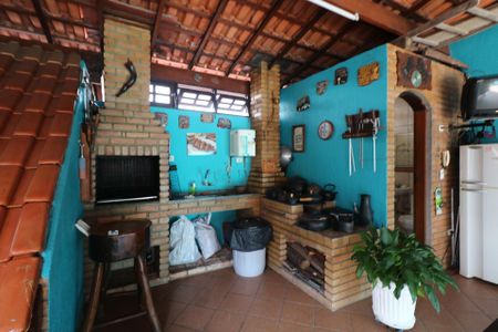 Casa à venda com 224m², 2 quartos e 5 vagas Casa à venda com 224m², 2 quartos e 5 vagasÁrea Gourmet