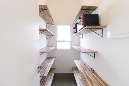 Casa de condomínio para alugar com 450m², 4 quartos e 6 vagas Casa de condomínio para alugar com 450m², 4 quartos e 6 vagasDespensa