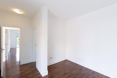 Casa de condomínio para alugar com 450m², 4 quartos e 6 vagas Casa de condomínio para alugar com 450m², 4 quartos e 6 vagasSuíte 1