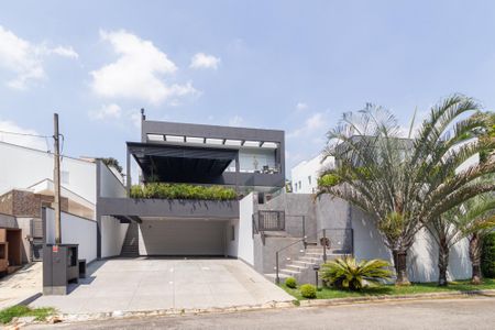 Casa de condomínio para alugar com 450m², 4 quartos e 6 vagasFachada