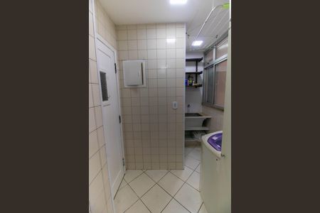 Apartamento à venda com 110m², 3 quartos e 1 vagaÁrea de Serviço