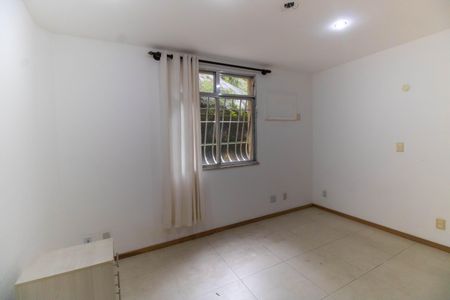 Apartamento à venda com 110m², 3 quartos e 1 vagaQuarto 2