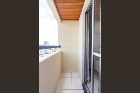 Sacada de apartamento para alugar com 3 quartos, 67m² em Continental, Osasco