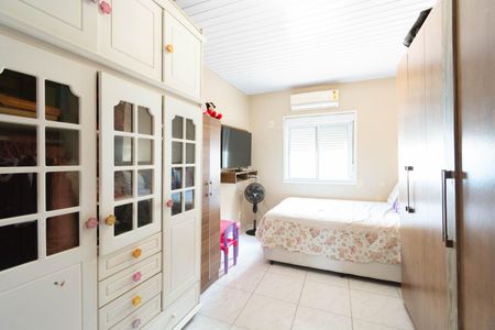 Casa à venda com 3 quartos, 70m² em Olaria, Canoas