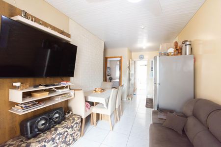 Casa à venda com 3 quartos, 70m² em Olaria, Canoas