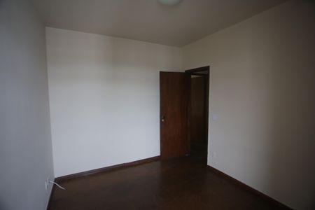 Apartamento à venda com 110m², 3 quartos e 2 vagasQuarto