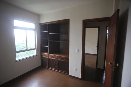 Apartamento à venda com 110m², 3 quartos e 2 vagasQuarto 3