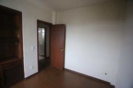 Apartamento à venda com 110m², 3 quartos e 2 vagasQuarto 3