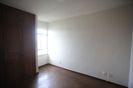 Apartamento à venda com 110m², 3 quartos e 2 vagasQuarto