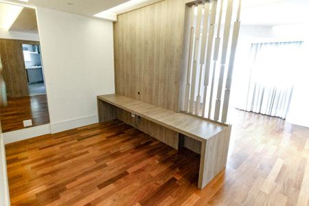Apartamento para alugar com 116m², 3 quartos e 2 vagas Apartamento para alugar com 116m², 3 quartos e 2 vagasSala 2