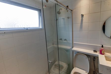 Apartamento para alugar com 116m², 3 quartos e 2 vagas Apartamento para alugar com 116m², 3 quartos e 2 vagasBanheiro da Suíte 1