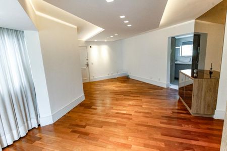 Apartamento para alugar com 116m², 3 quartos e 2 vagas Apartamento para alugar com 116m², 3 quartos e 2 vagasSala 1