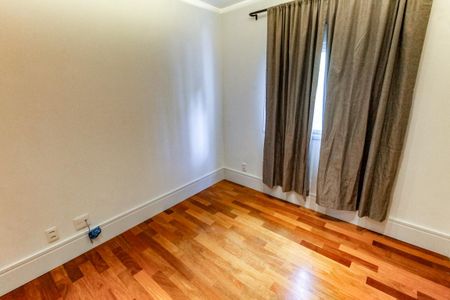 Apartamento para alugar com 116m², 3 quartos e 2 vagas Apartamento para alugar com 116m², 3 quartos e 2 vagasQuarto