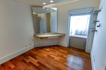 Apartamento para alugar com 116m², 3 quartos e 2 vagas Apartamento para alugar com 116m², 3 quartos e 2 vagasSuíte 2