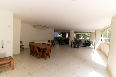 Apartamento à venda com 72m², 2 quartos e 1 vagaÁrea comum