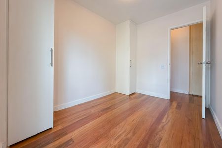 Apartamento à venda com 118m², 3 quartos e 2 vagas Apartamento à venda com 118m², 3 quartos e 2 vagasQuarto 1
