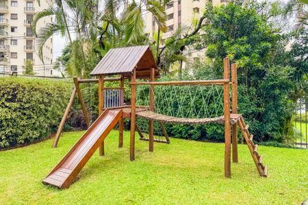 Apartamento à venda com 118m², 3 quartos e 2 vagas Apartamento à venda com 118m², 3 quartos e 2 vagasPlayground