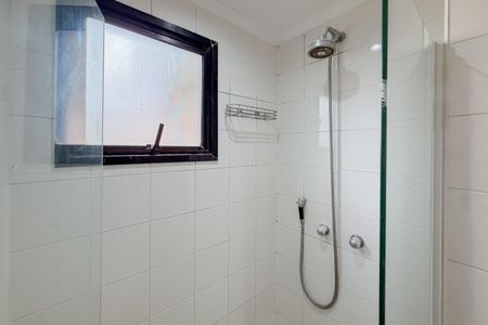 Apartamento à venda com 118m², 3 quartos e 2 vagas Apartamento à venda com 118m², 3 quartos e 2 vagasBanheiro Corredor