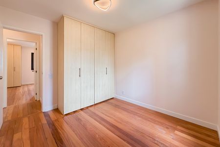 Apartamento à venda com 118m², 3 quartos e 2 vagas Apartamento à venda com 118m², 3 quartos e 2 vagasQuarto 2