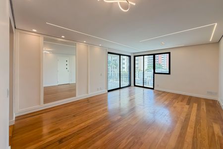 Sala de apartamento à venda com 3 quartos, 118m² em Jardim Vila Mariana, São Paulo