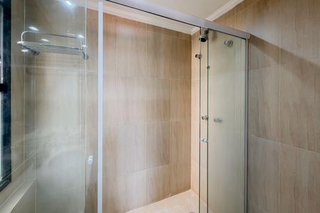 Apartamento à venda com 118m², 3 quartos e 2 vagas Apartamento à venda com 118m², 3 quartos e 2 vagasBanheiro da Suíte