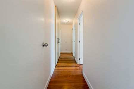 Apartamento à venda com 118m², 3 quartos e 2 vagas Apartamento à venda com 118m², 3 quartos e 2 vagasCorredor